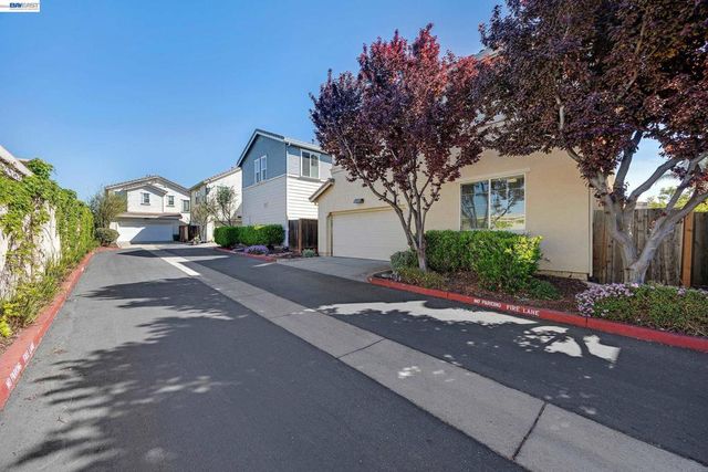 576 Herb White Way, Pittsburg, CA 94565