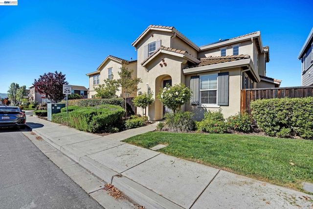 576 Herb White Way, Pittsburg, CA 94565