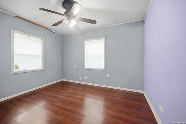 1938 W Kings Hwy, San Antonio, TX 78201