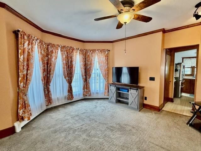 1214 Laurel Avenue, Janesville, WI 53548