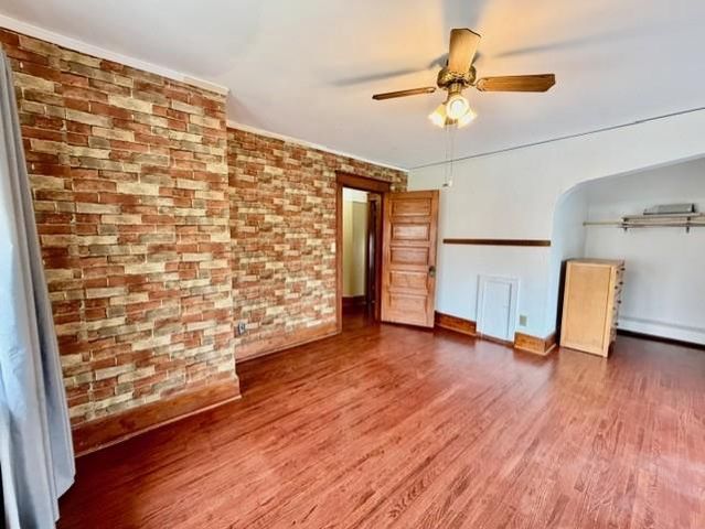 1214 Laurel Avenue, Janesville, WI 53548