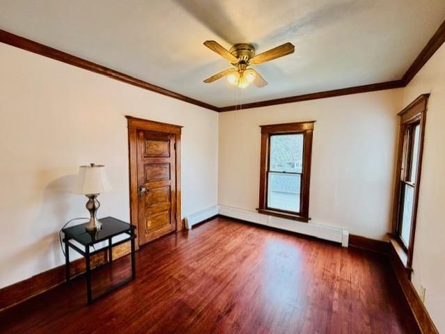 1214 Laurel Avenue, Janesville, WI 53548