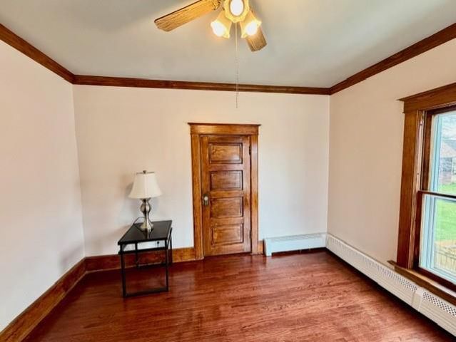 1214 Laurel Avenue, Janesville, WI 53548