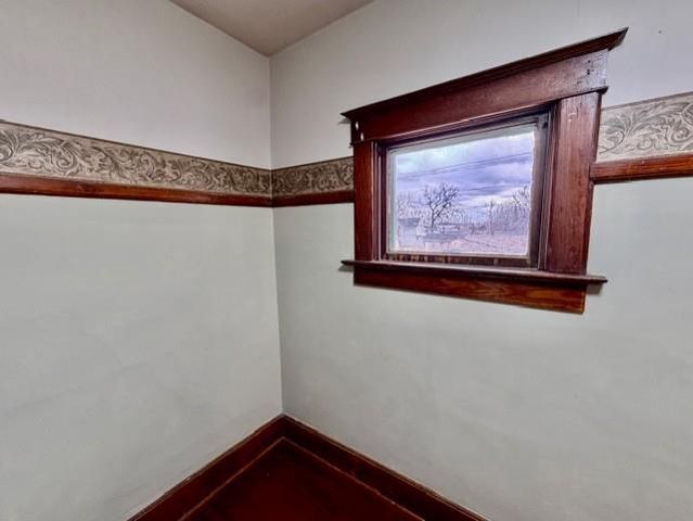 1214 Laurel Avenue, Janesville, WI 53548