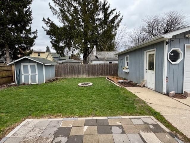 1214 Laurel Avenue, Janesville, WI 53548