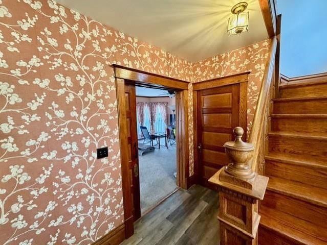 1214 Laurel Avenue, Janesville, WI 53548