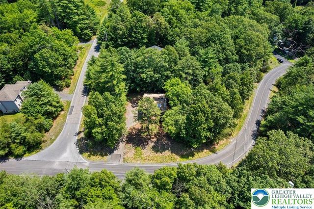 117 Manchester Drive, Lehman Twp, PA 18324