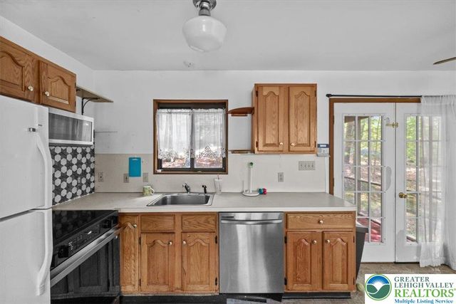 117 Manchester Drive, Lehman Twp, PA 18324