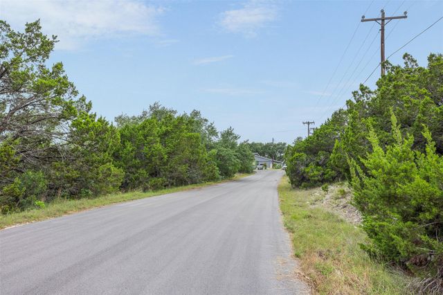 8503 Talon CIR, Lago Vista, TX 78645