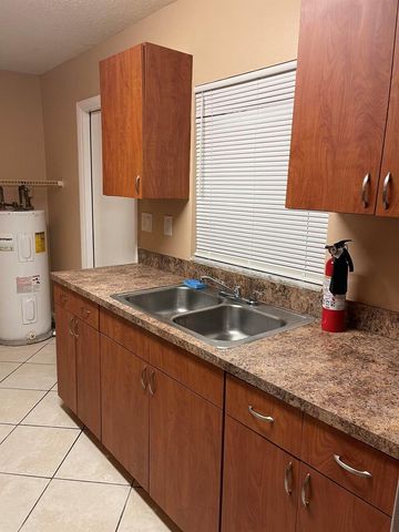 940 W 36th Street 1, Riviera Beach, FL 33404