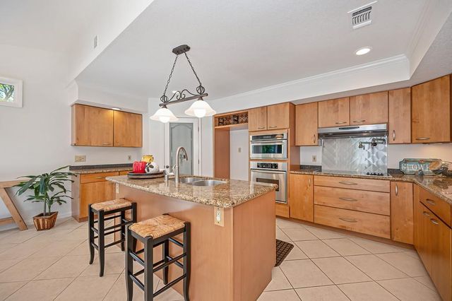 152 Amaya Dr, Folsom, CA 95630