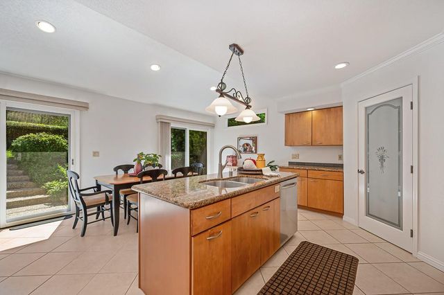 152 Amaya Dr, Folsom, CA 95630