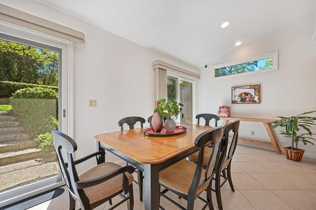 152 Amaya Dr, Folsom, CA 95630