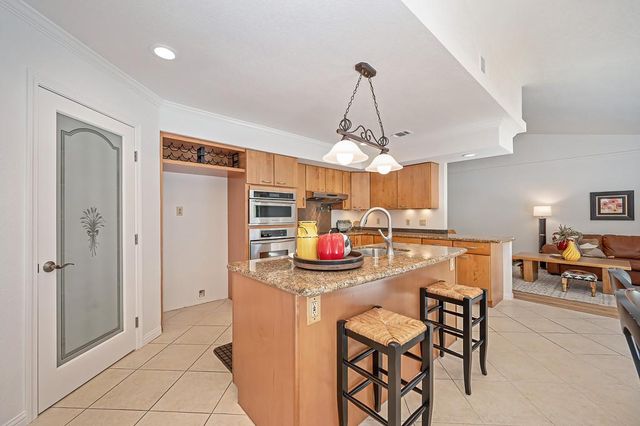 152 Amaya Dr, Folsom, CA 95630