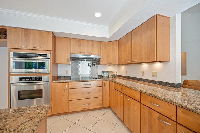 152 Amaya Dr, Folsom, CA 95630