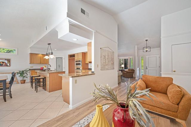 152 Amaya Dr, Folsom, CA 95630