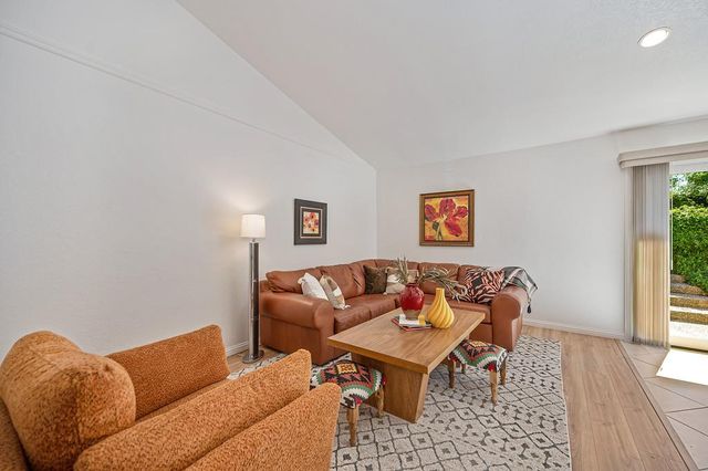 152 Amaya Dr, Folsom, CA 95630