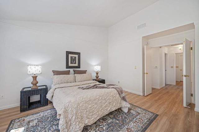 152 Amaya Dr, Folsom, CA 95630