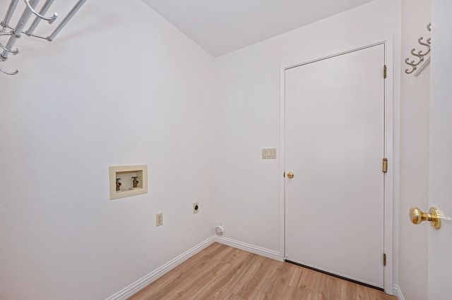 152 Amaya Dr, Folsom, CA 95630