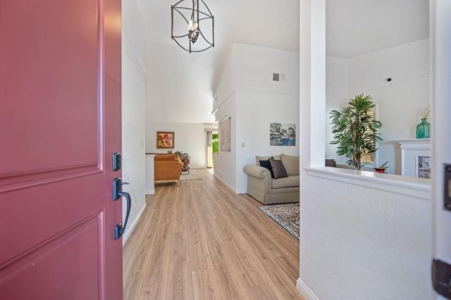 152 Amaya Dr, Folsom, CA 95630