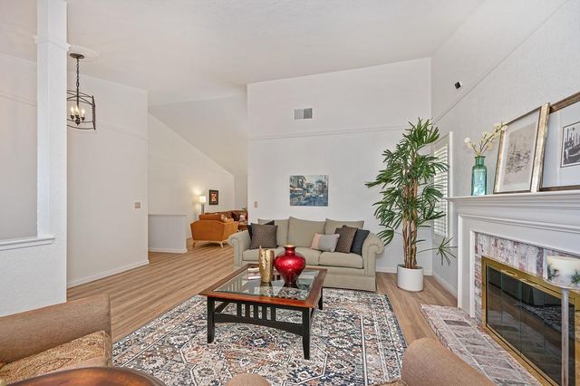 152 Amaya Dr, Folsom, CA 95630