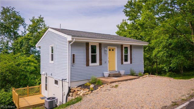 57087 Ferryview Road, Martins Ferry, OH 43935