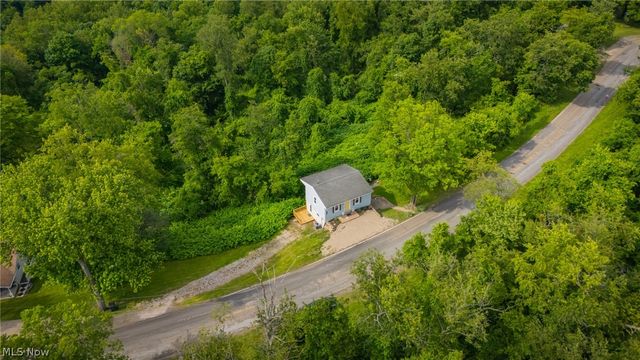 57087 Ferryview Road, Martins Ferry, OH 43935