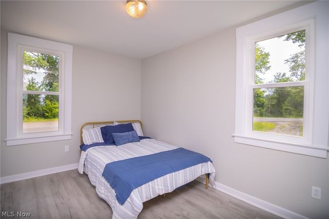 57087 Ferryview Road, Martins Ferry, OH 43935