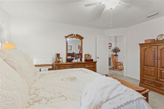 6300 Hillcrest Oaks Drive, Mobile, AL 36693