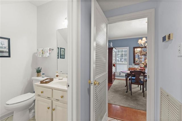 6300 Hillcrest Oaks Drive, Mobile, AL 36693