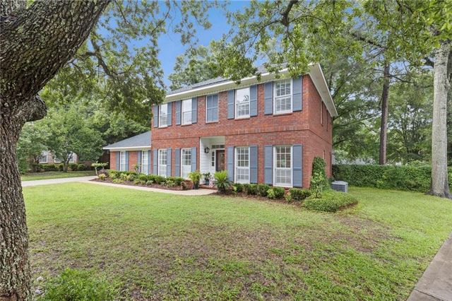 6300 Hillcrest Oaks Drive, Mobile, AL 36693