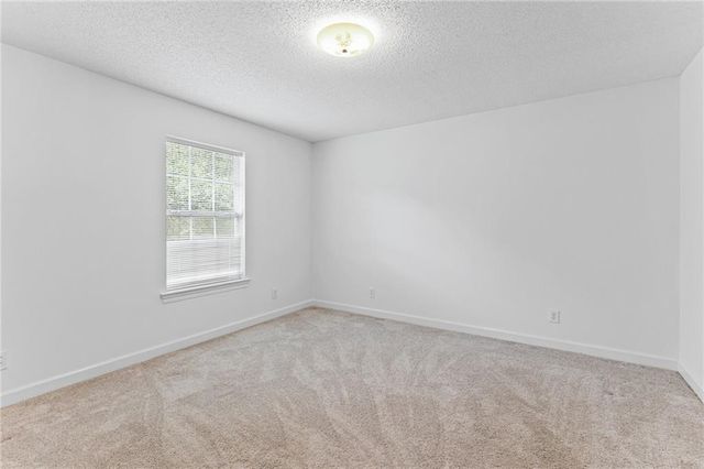 6300 Hillcrest Oaks Drive, Mobile, AL 36693