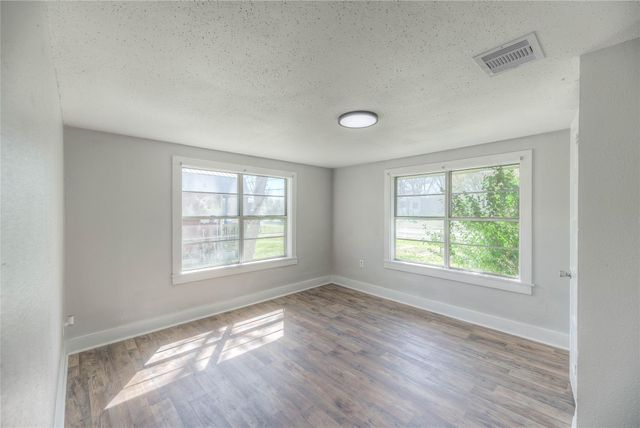 615 E 1st Street, Groveton, TX 75845