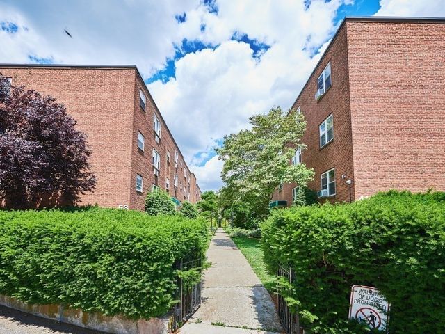 49 Colborne Rd 5, Boston, MA 02135