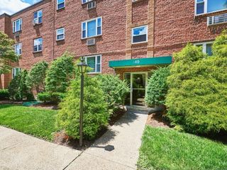 49 Colborne Rd 5, Boston, MA 02135