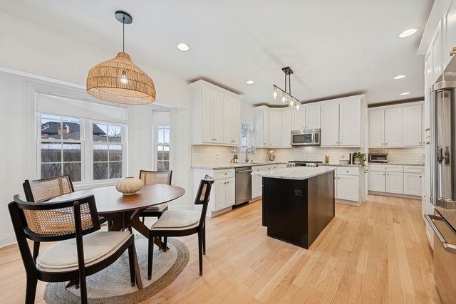 1605 Elmdale Avenue, Glenview, IL 60026