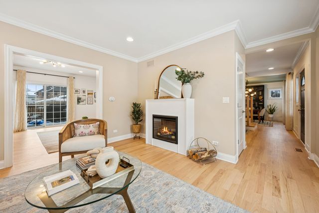 1605 Elmdale Avenue, Glenview, IL 60026