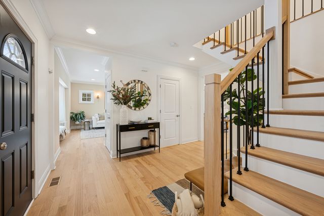 1605 Elmdale Avenue, Glenview, IL 60026