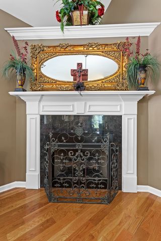 1315 Morlinty Ct, Columbia, TN 38401