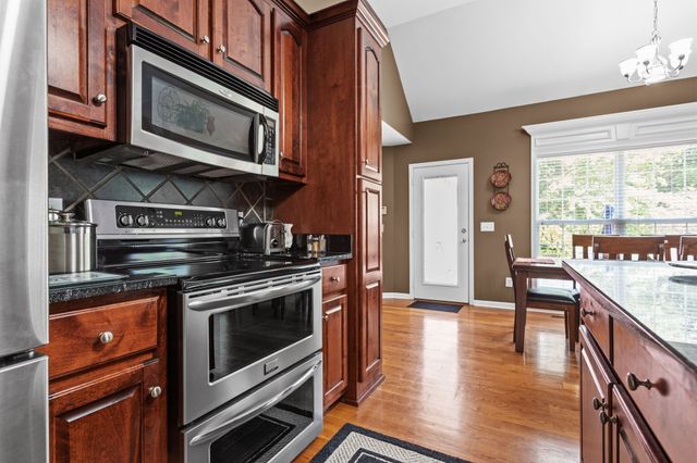 1315 Morlinty Ct, Columbia, TN 38401