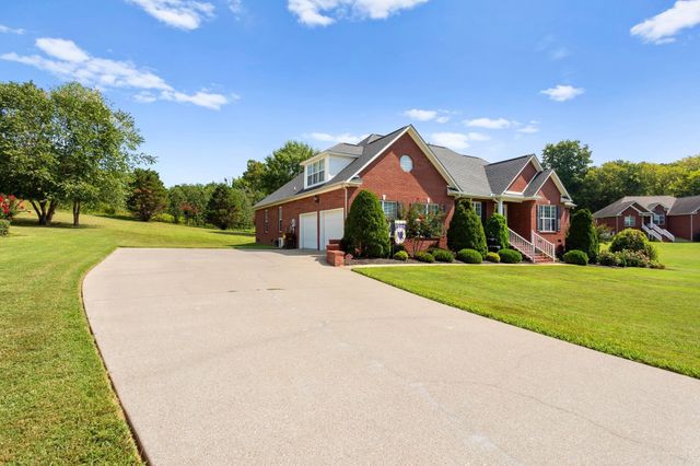 1315 Morlinty Ct, Columbia, TN 38401