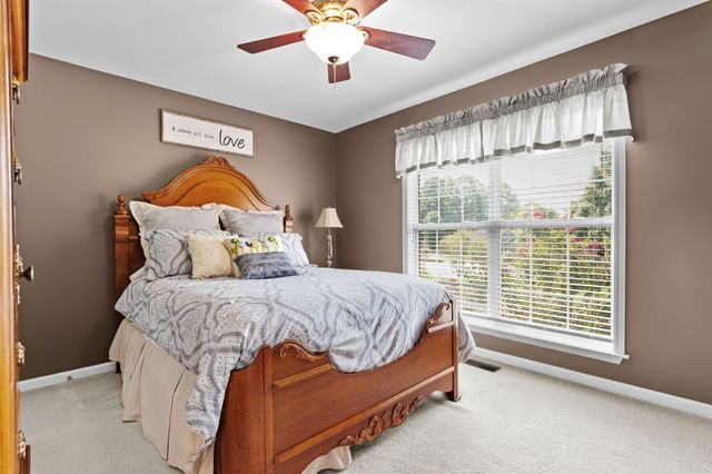 1315 Morlinty Ct, Columbia, TN 38401