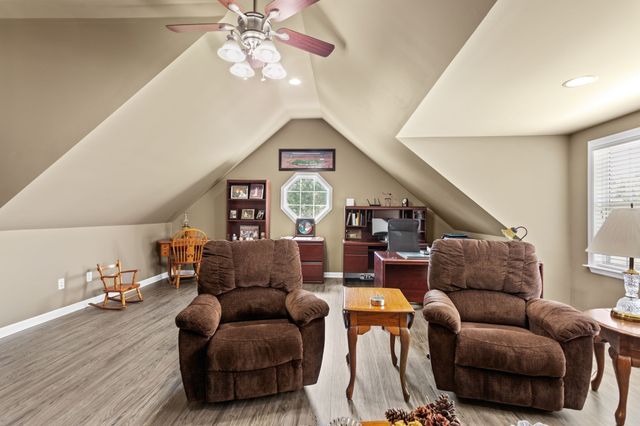 1315 Morlinty Ct, Columbia, TN 38401