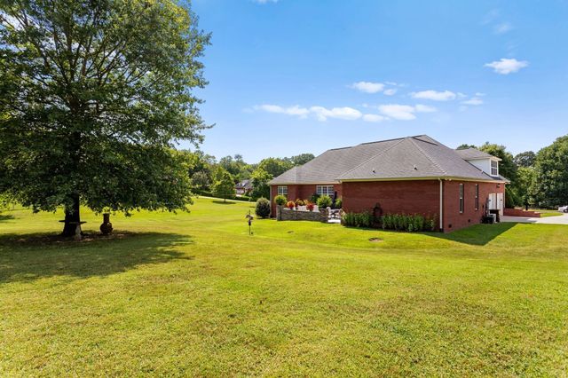 1315 Morlinty Ct, Columbia, TN 38401