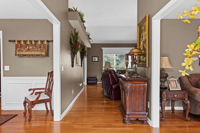 1315 Morlinty Ct, Columbia, TN 38401