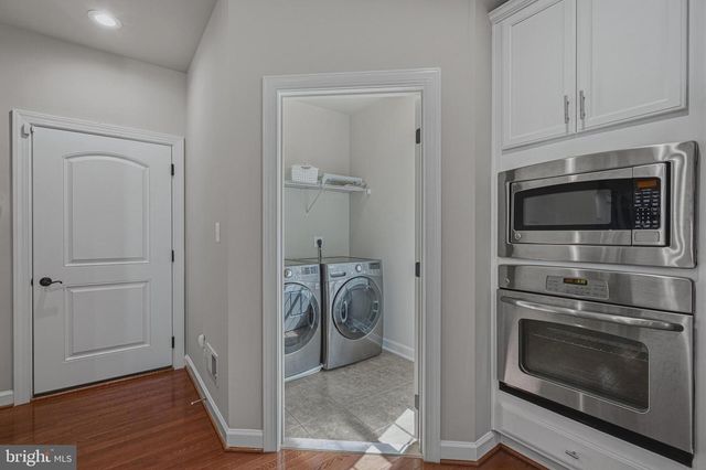 6804 DEAN DR, Mclean, VA 22101