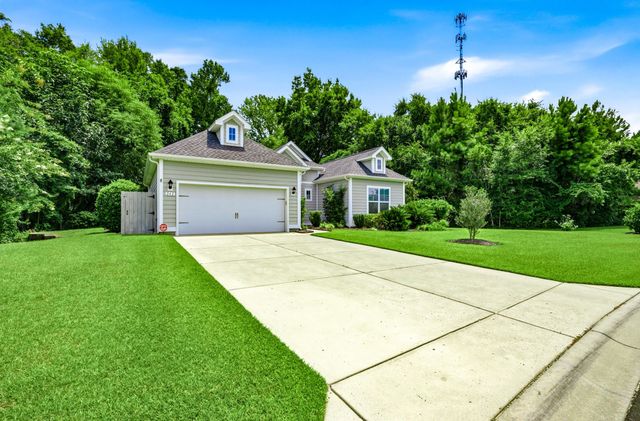 242 Hyacinth Loop, Murrells Inlet, SC 29576
