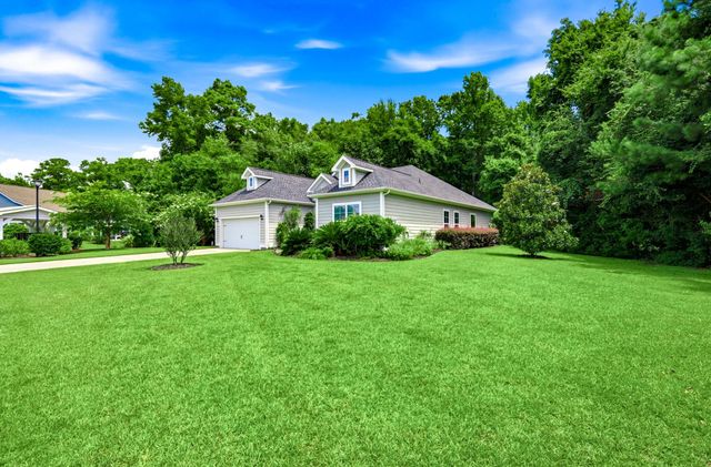 242 Hyacinth Loop, Murrells Inlet, SC 29576