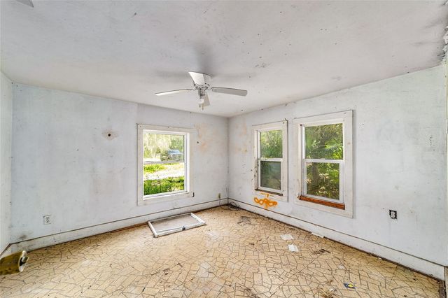 11768 N GATLEN AVENUE, Dunnellon, FL 34433