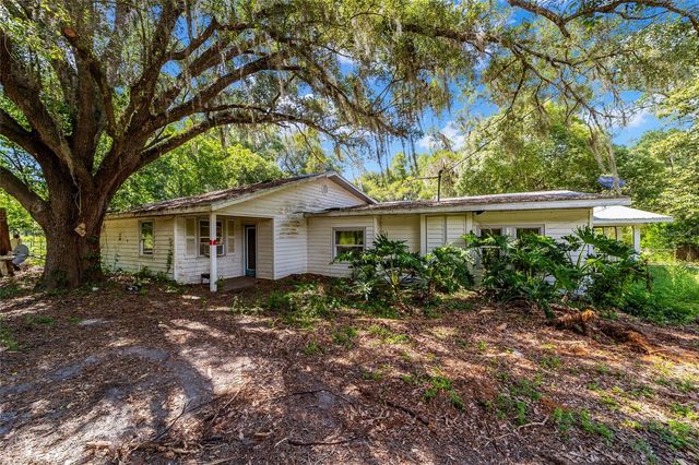 11768 N GATLEN AVENUE, Dunnellon, FL 34433